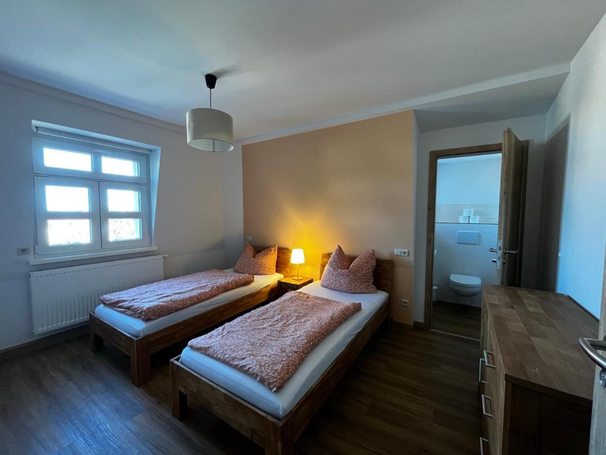 Apartment-Haus Landeskrone Drezda Kültér fotó